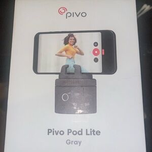PIVO pod light never used- gray